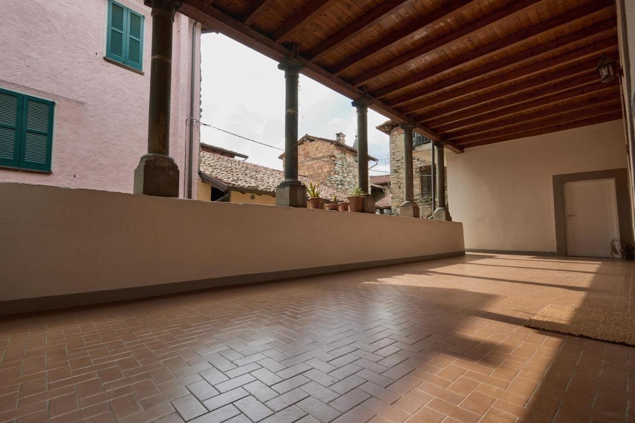 Charme Nel Borgo Di Bienno Di Design, Natura & Relax Exterior photo