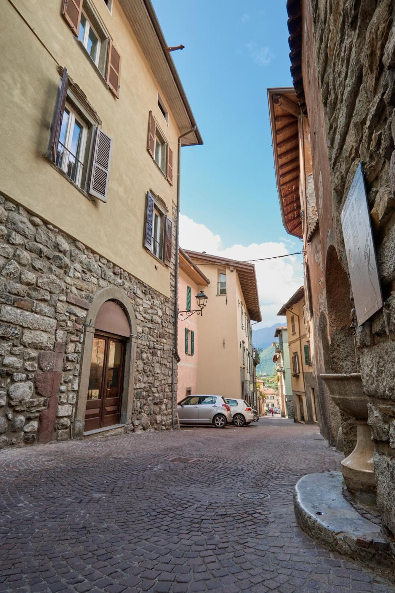 Charme Nel Borgo Di Bienno Di Design, Natura & Relax Exterior photo